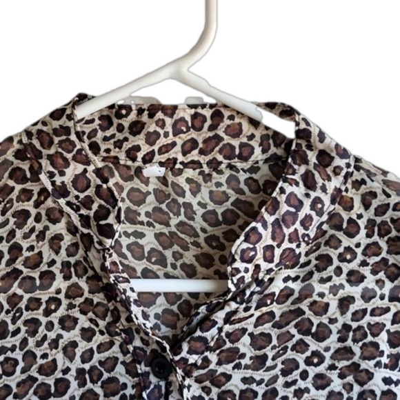Leopard print blouse size XL - Picture 4 of 4